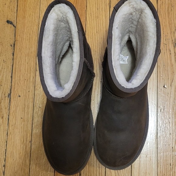 UGG Dark Brown Shearling Boots - Picture 2 of 7